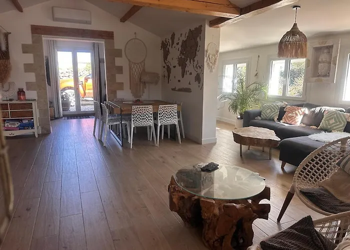 Ideal Pour Vos Avec Piscine Et Jacuzzi A 15 Min De La