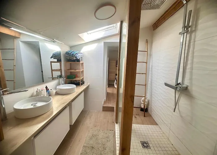 펜션 Ideal Pour Vos Avec Piscine Et Jacuzzi A 15 Min De La *